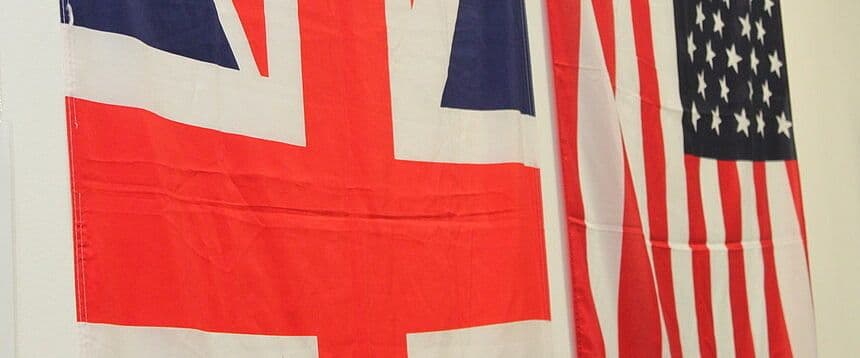 Britische und amerikanische Flagge